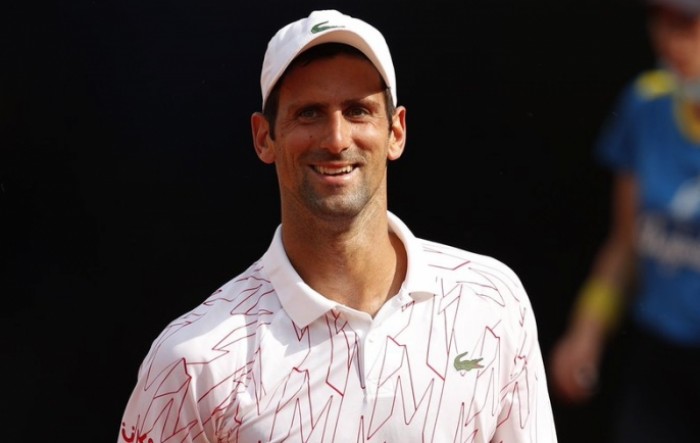 Wimbledon: Novak Đoković prvi polufinalist
