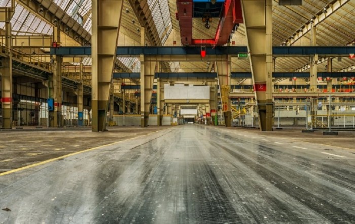 Broj zaposlenih u industriji na godišnjoj razini pao dva posto