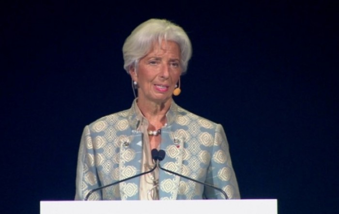 Lagarde: Približavamo se cilju od dva posto inflacije