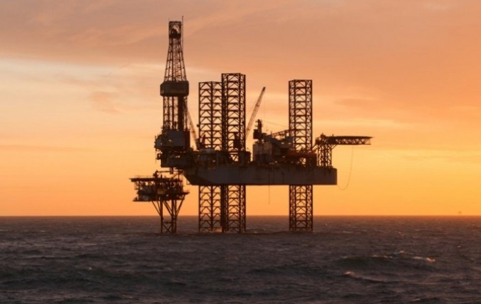 OPEC+ postigao suglasnost o smanjenju proizvodnje nafte