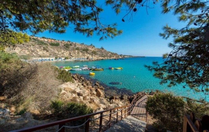 Ciparska vlada će platiti odmor zaraženim turistima