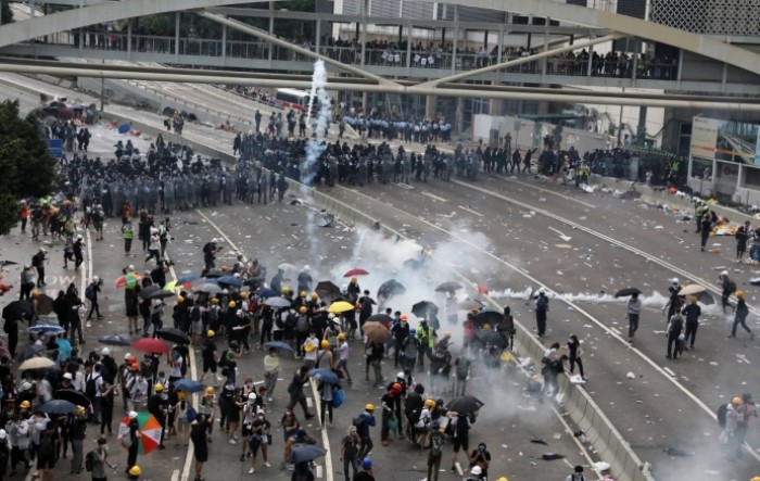 Peking upozorava da Hong Kong nema budućnosti ako se vrate protesti i nasilje
