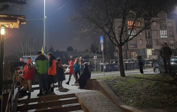 Snažan potres u BiH izazvao odron, teška nesreća na ulazu u tunel Vranduk