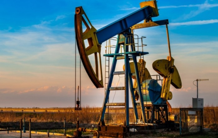 Suzdržanost vodećih proizvođača podigla cijene nafte iznad 68 dolara