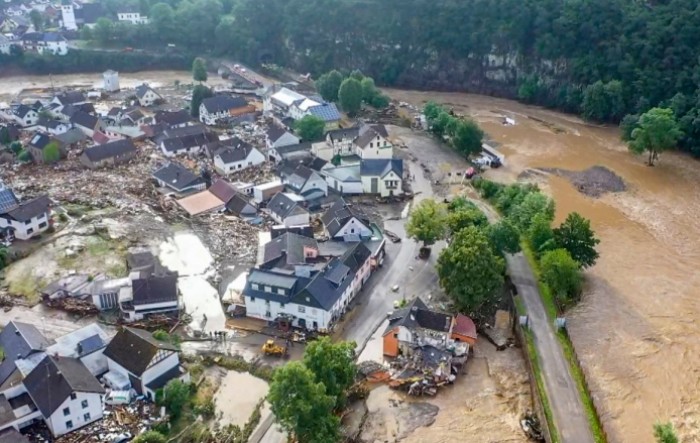 Tko je odgovoran za katastrofu u Njemačkoj?