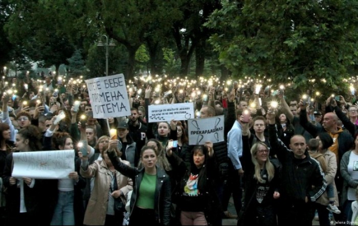 Prosvjedi protiv Vučića se širi i na druge gradove