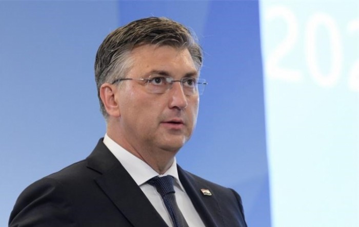 Plenković: Politički patuljci i kukavice nisu bili u stanju donijeti pravu odluku