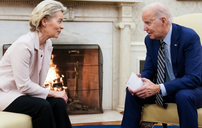 Biden i Von der Leyen složili su se započeti pregovore o ugovoru o mineralima