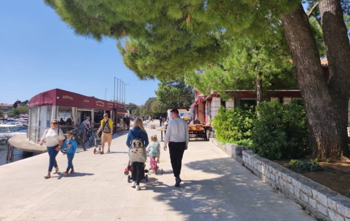 Lipanjska rupa: Oštar pad dolazaka stranih turista