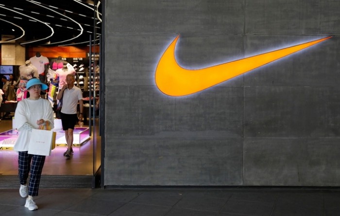 Nike zaključio kvartal s dobiti zahvaljujući internetskoj prodaji