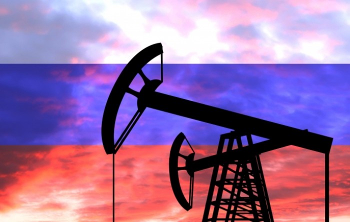 Ruska nafta zaobilazi sankcije i ipak stiže prema Europi
