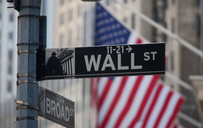 Wall Street skliznuo s rekordnih razina