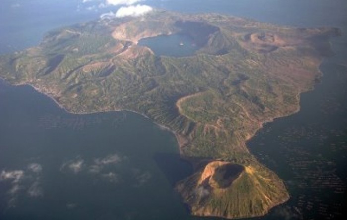 Moguća erupcija vulkana Taal na Filipinima