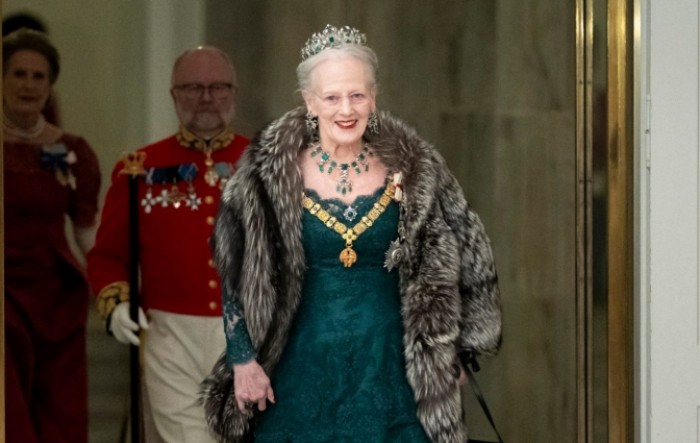 Danska kraljica iznenada objavila odlazak s prijestolja