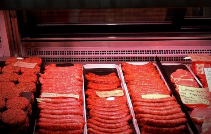 Inspektori: Konzumenti u Velikoj Britaniji i u EU-u jedu zaraženo meso
