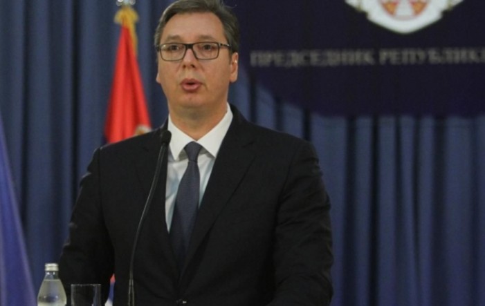 Vučić: Aprilsko povećanje plata medicinarima je trajno