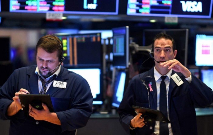 Wall Street: S&P 500 pao peti dan zaredom