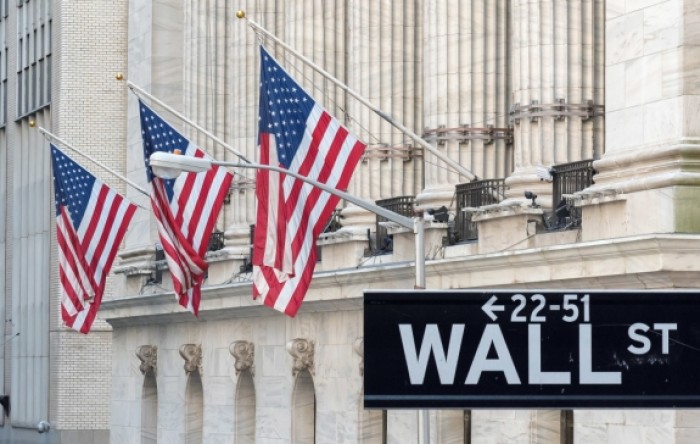 Wall Street: Dow Jones potonuo 250 bodova nakon povećanja kamatnih stopa