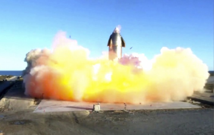 SpaceX-ov prototip rakete eksplodirao pri slijetanju nakon probnog lansiranja