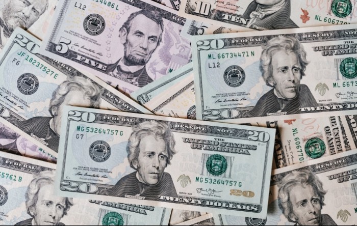 Dolar oslabio pred izvješće o zapošljavanju u SAD-u