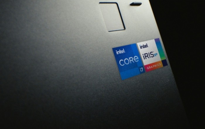 Intel nadmašio procjene zarade za treći kvartal, ali razočarao prognozama