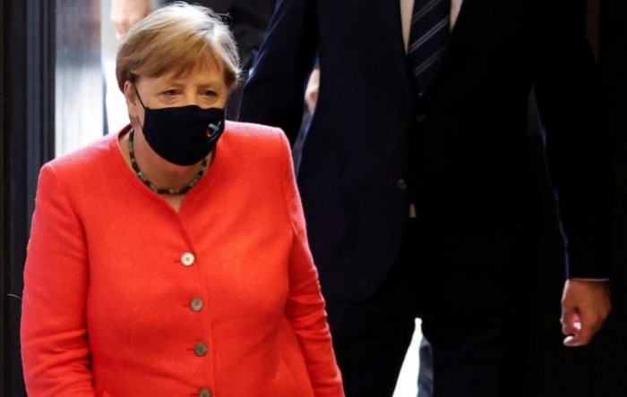 Merkel: Ovo su teške odluke