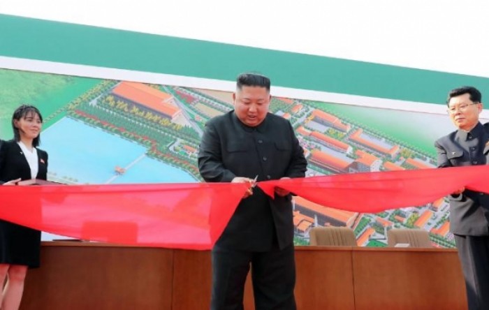 Kim Jong-un porukom čestitao Kini na uspješnoj borbi s koronavirusom