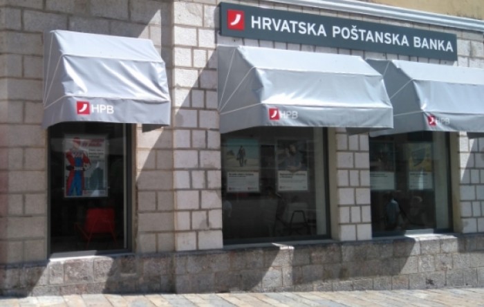 Zagrebačka burza: HPB dobitnik dana, indeksi pali treći dan zaredom