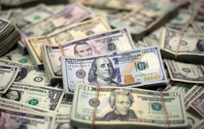 Dolar i dalje jača prema drugim značajnim svjetskim valutama