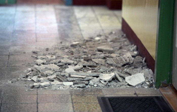 U potresu oštećena osnovna škola u Vrpolju
