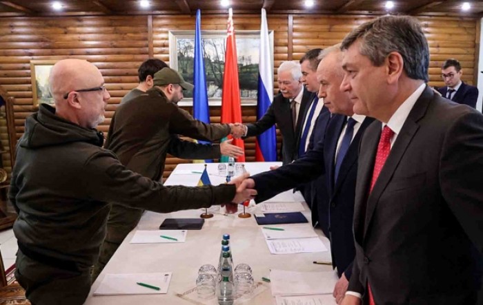 Novi pregovori Kijeva i Moskve i ukrajinski poziv Zapadu: šaljite oružje