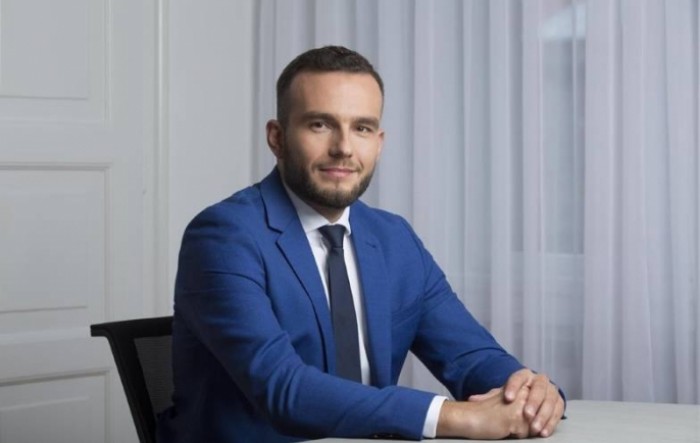 Aladrović: Pozitivna situacija na tržištu rada, ne očekujemo otkaze