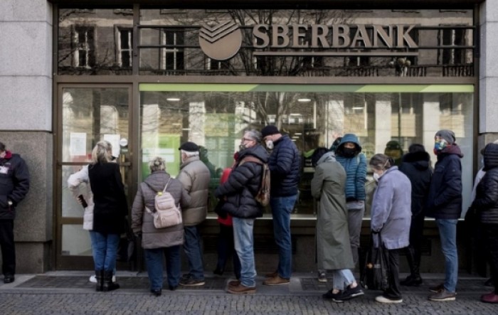 Sberbank tvrdi da posluje normalno unatoč isključenju iz SWIFT-a