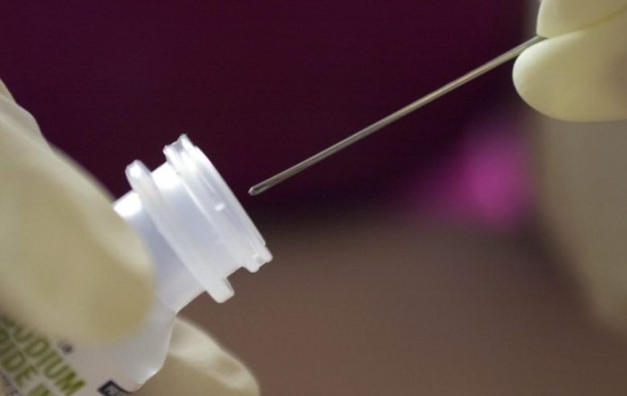 SAD postigao dogovor o kupnji 100 milijuna doza cjepiva protiv koronavirusa