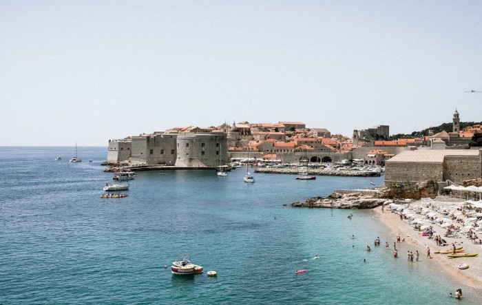 U Hrvatskoj do kraja kolovoza 15 milijuna turista i 86,6 milijuna noćenja