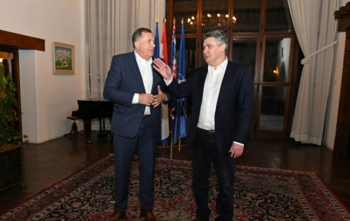 Milanović sinoć boravio tri sata na privatnom imanju Milorada Dodika