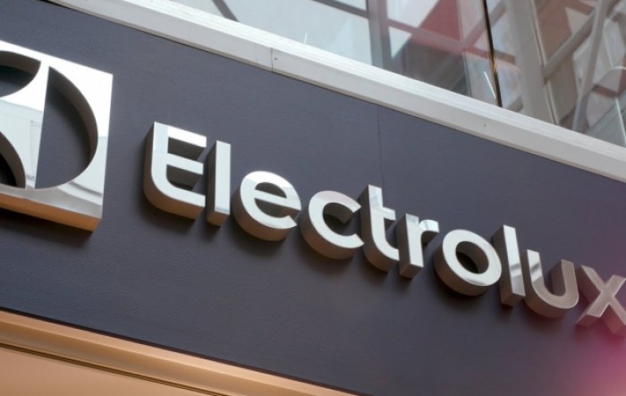 Jača potražnja za kućanskim aparatima podigla prihode Electroluxa