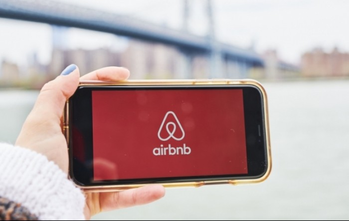 Airbnb najavljuje suradnju s francuskim vlastima u kontroli smještaja
