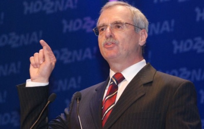 Hebrang podnio neopozivu ostavku na članstvo u HGZ-u