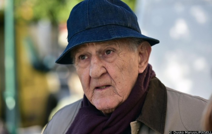Umro Veljko Bulajić, jedan od najvećih redatelja u regiji