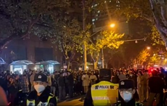 Prosvjedi u Šangaju zbog mjera protiv covida, nezadovoljstvo diljem Kine