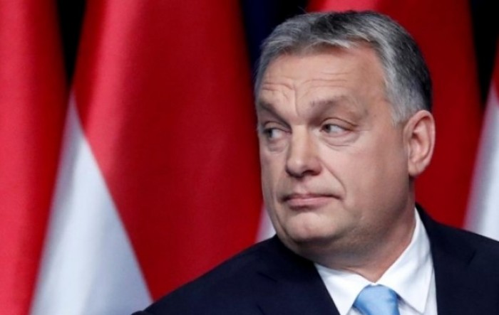 EK želi Mađarskoj uskratiti 7,5 milijardi eura europskih sredstava
