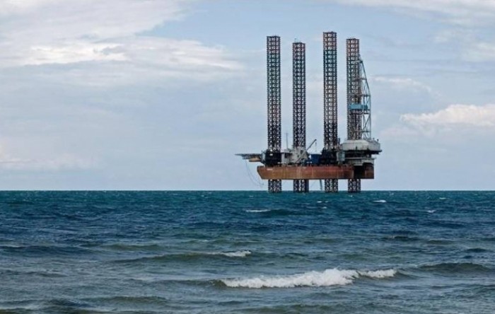 Ukrajina napala naftnu platformu krimske kompanije