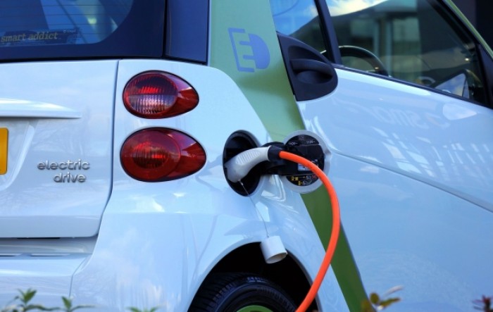 LG Energy ove godine očekuje slabiju potražnju za e-vozilima