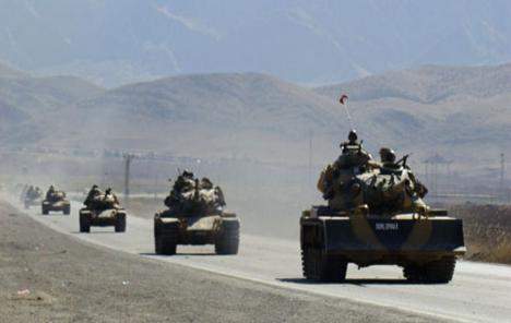 S turskih položaja pucano prema američkim snagama u Siriji
