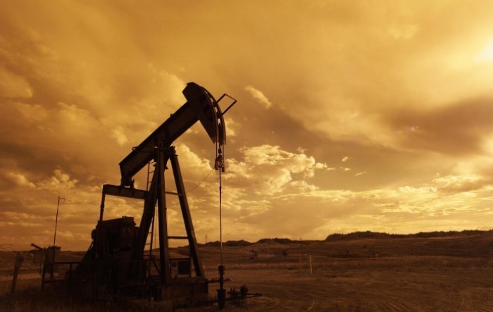 Cijene nafte kliznule prema 119 dolara