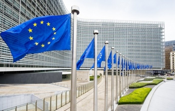 EU uvodi dodatne carine na uvoz kineske aluminijske folije