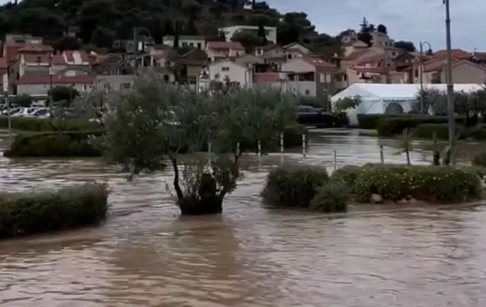Potop u Tribunju, stiže drugi val pljuska