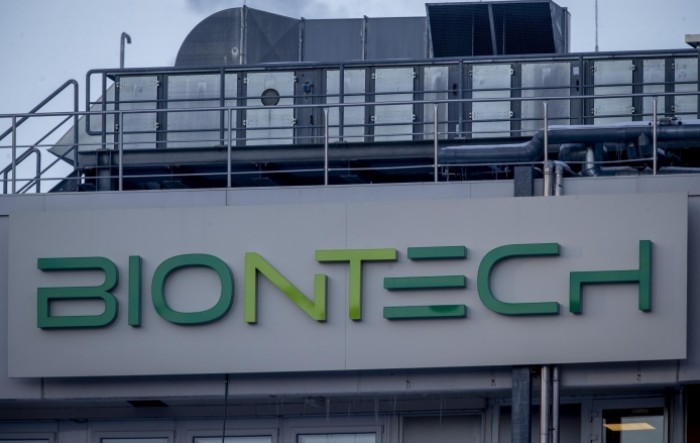 BioNTech kupuje proizvodni pogon od Novartis Singaporea