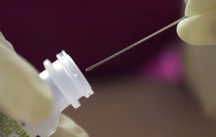 SAD ubrzava pripreme za distribuciju cjepiva prije izbora